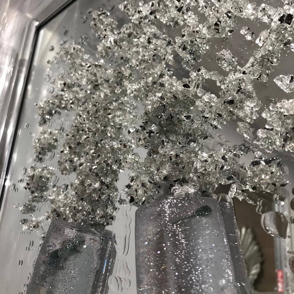 Silver Champagne Cheers - Luxury Interiors