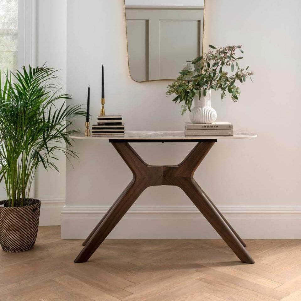 Ariya Modern Console Table - Luxury Interiors