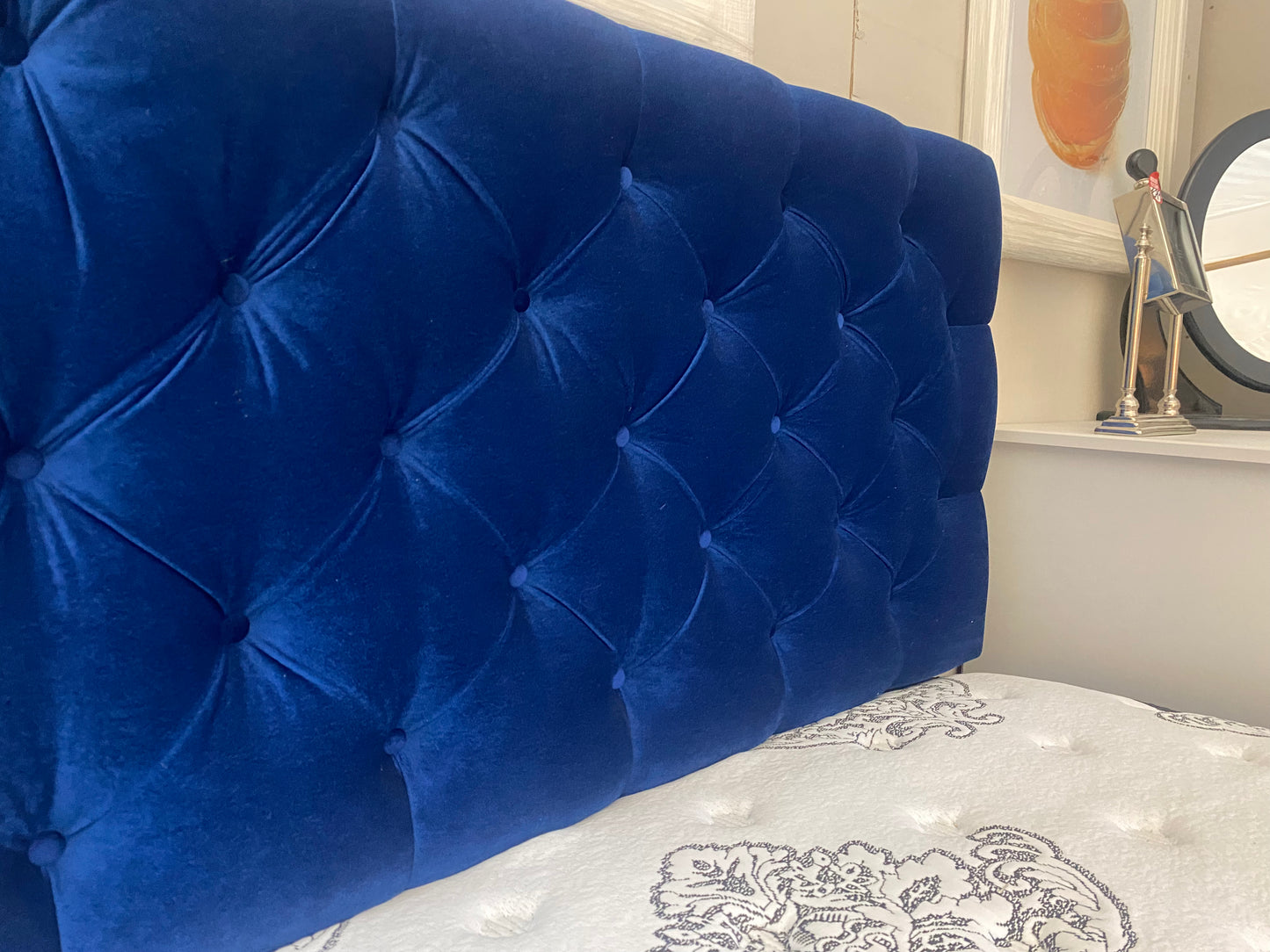 4ft'6 New Crown Mattress + Base + Headboard With FREE Delivery - Luxury Interiors