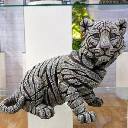 Edge Sculpture Snow Tiger - Luxury Interiors