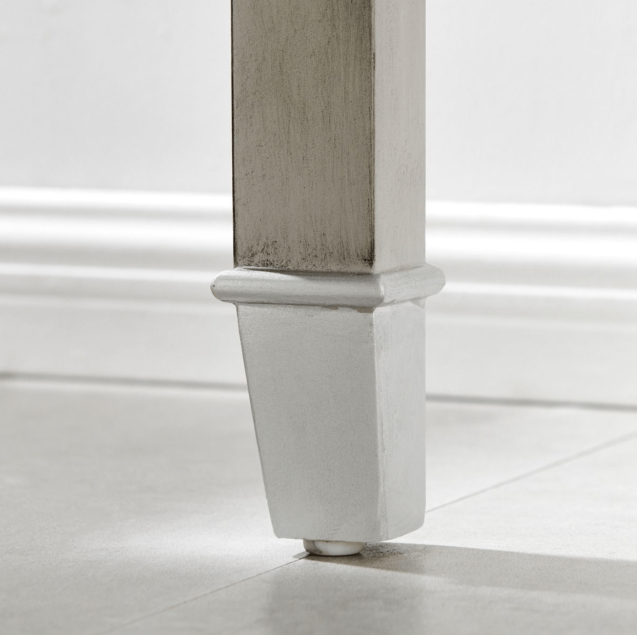Carrie Nest Table - Luxury Interiors