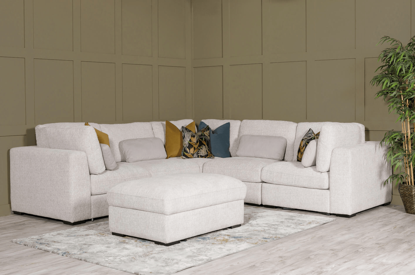Humphrey Modular Scatter Sofa - Luxury Interiors