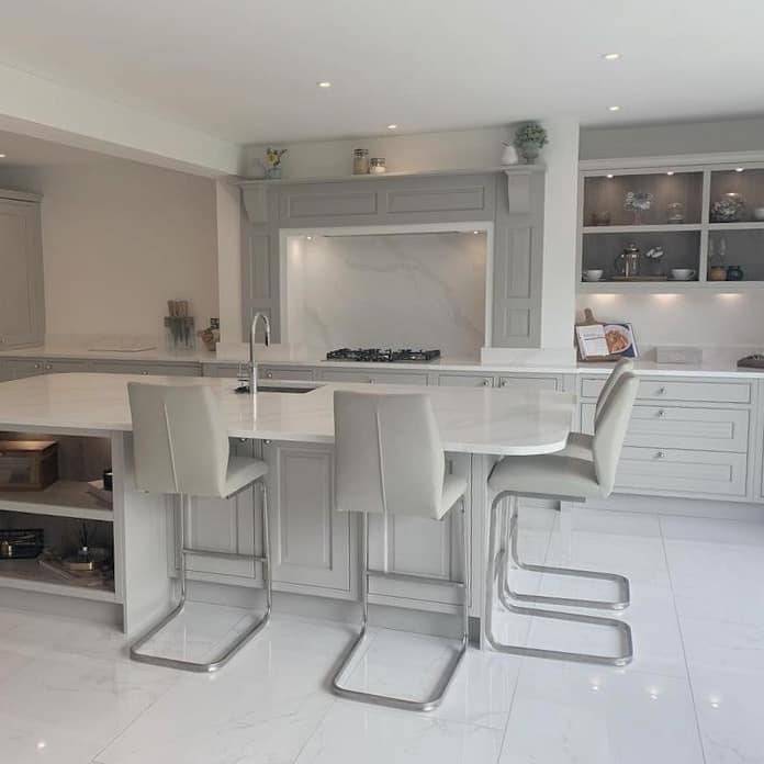 Irvin Counter / Barstools (Pair) - Luxury Interiors