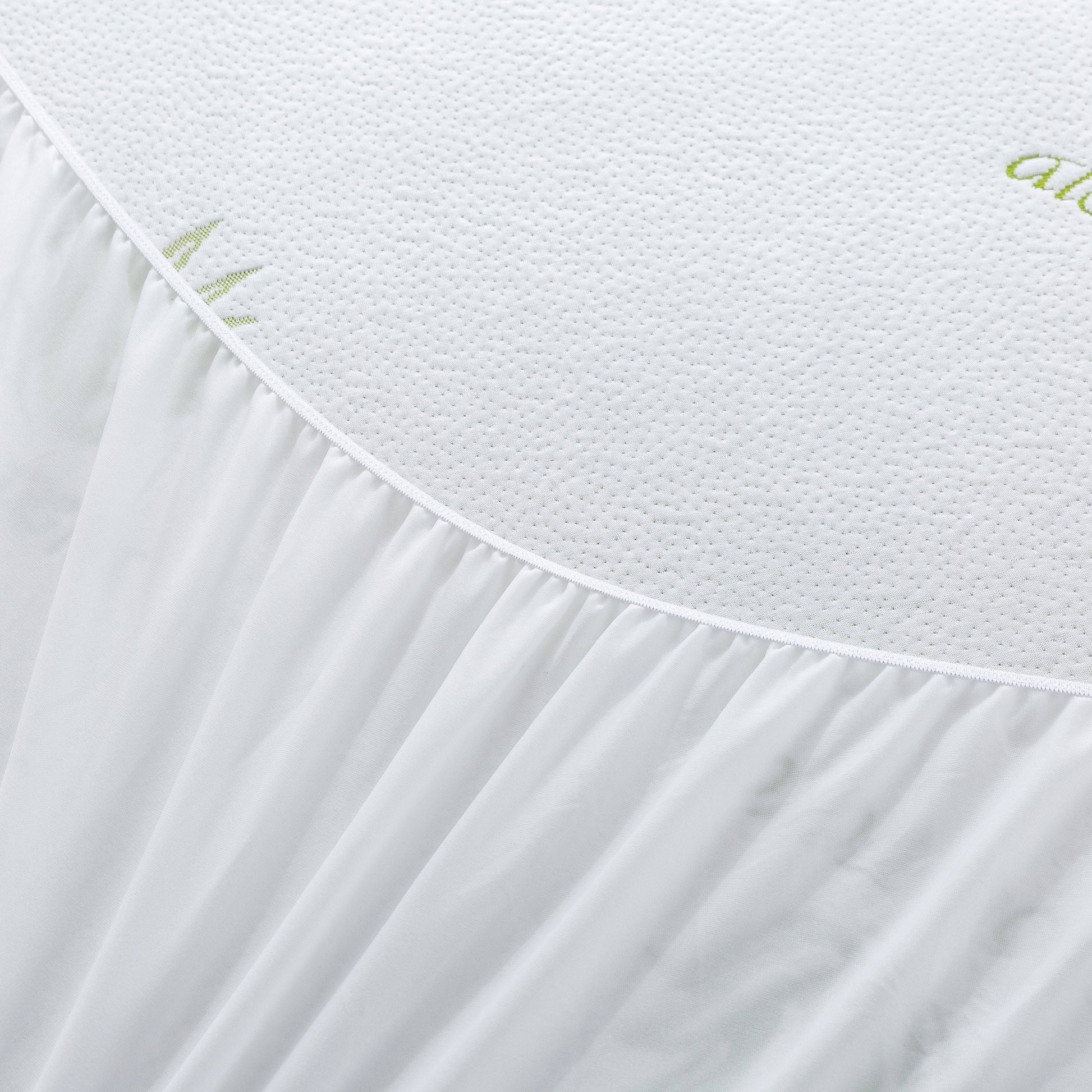 Aloe Vera Mattress Protectors - Luxury Interiors