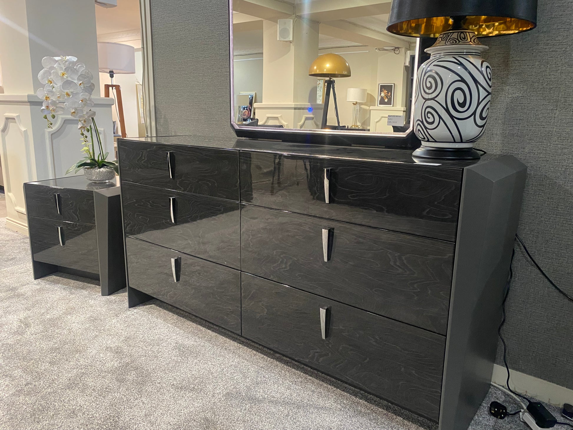 Opal High Gloss Chest of 6 Drawers - Luxury Interiors