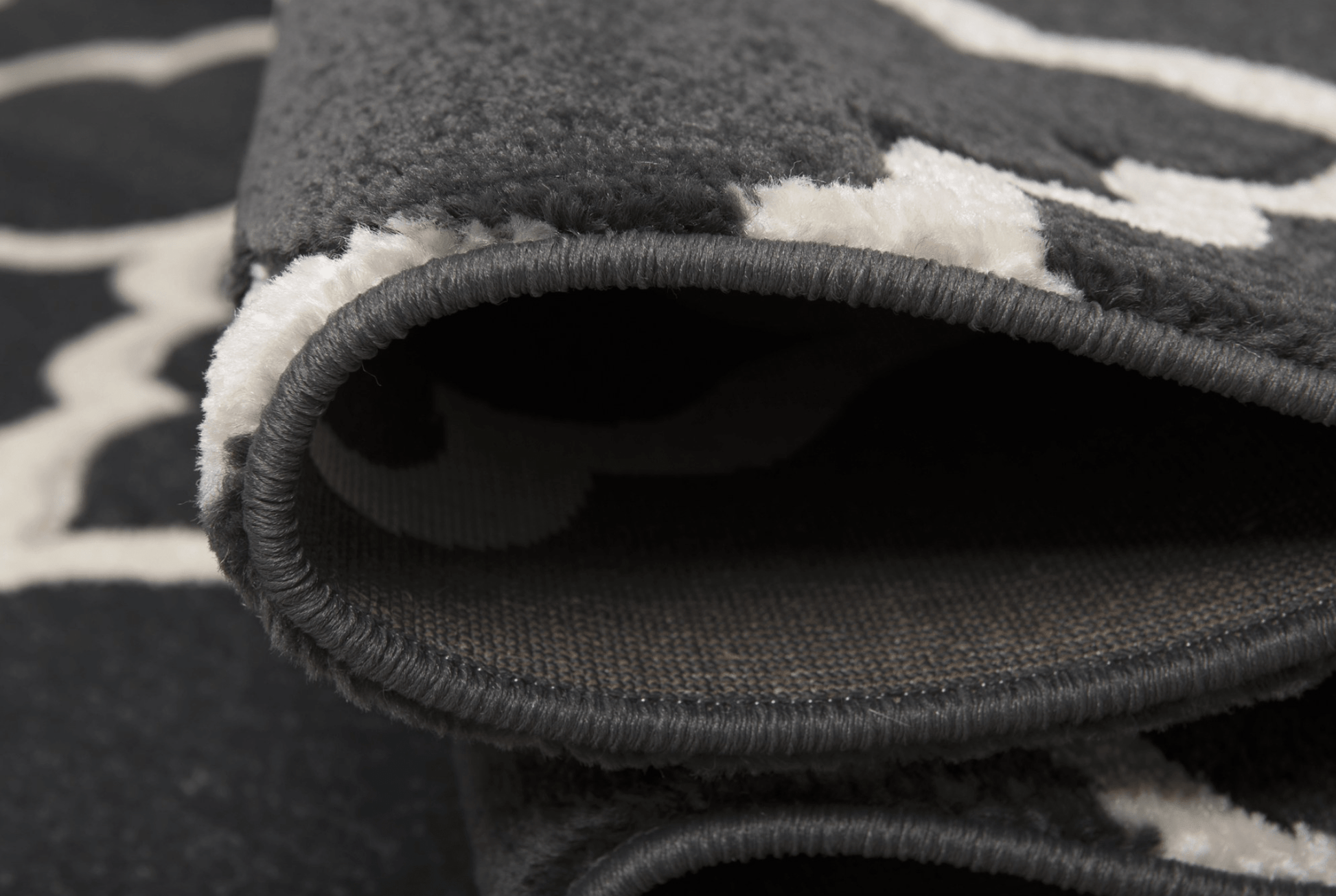 Darcy Dark Grey Rug - Luxury Interiors