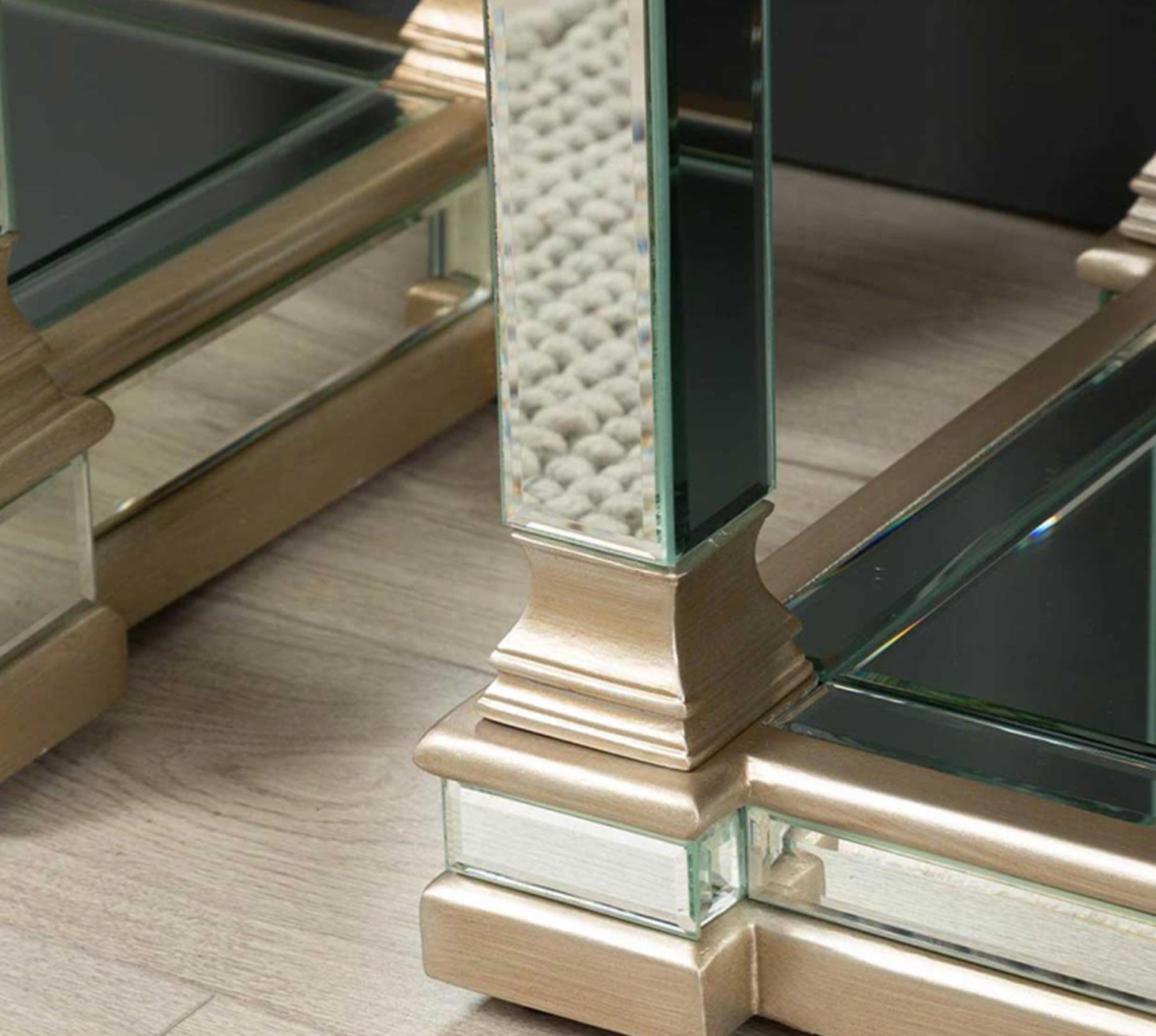 Louis Champagne Velvet Mirror Bench - Luxury Interiors