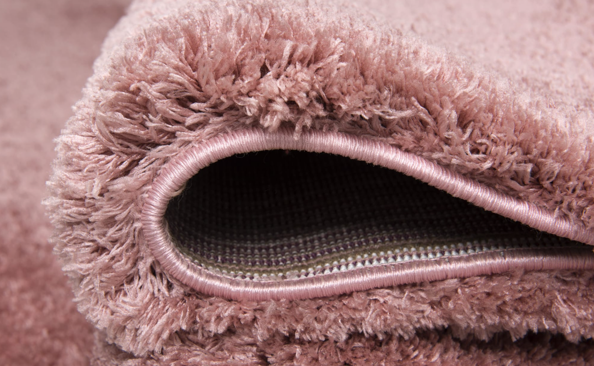 Prada Coral Polyester Shaggy Rug - Luxury Interiors