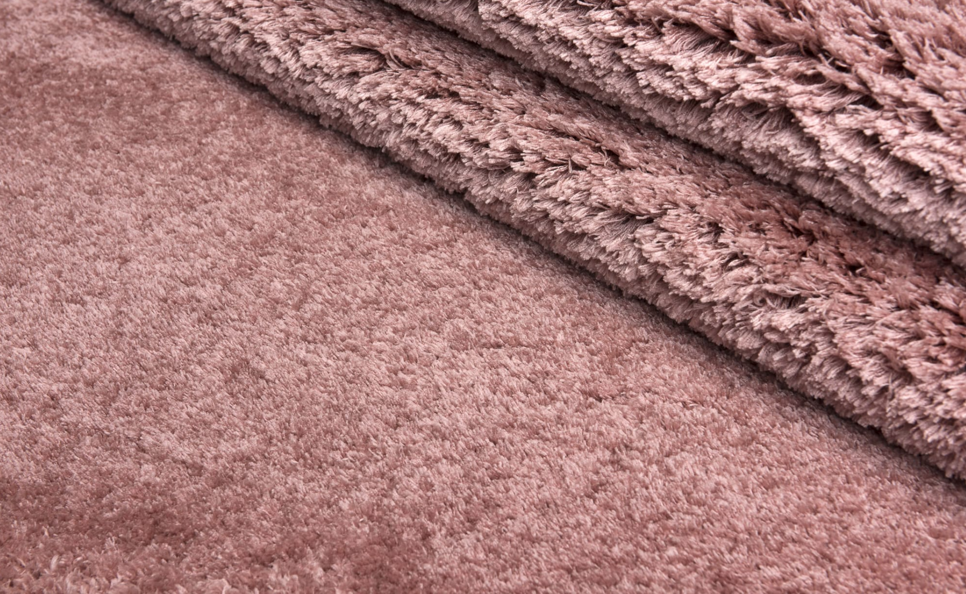 Prada Coral Polyester Shaggy Rug - Luxury Interiors