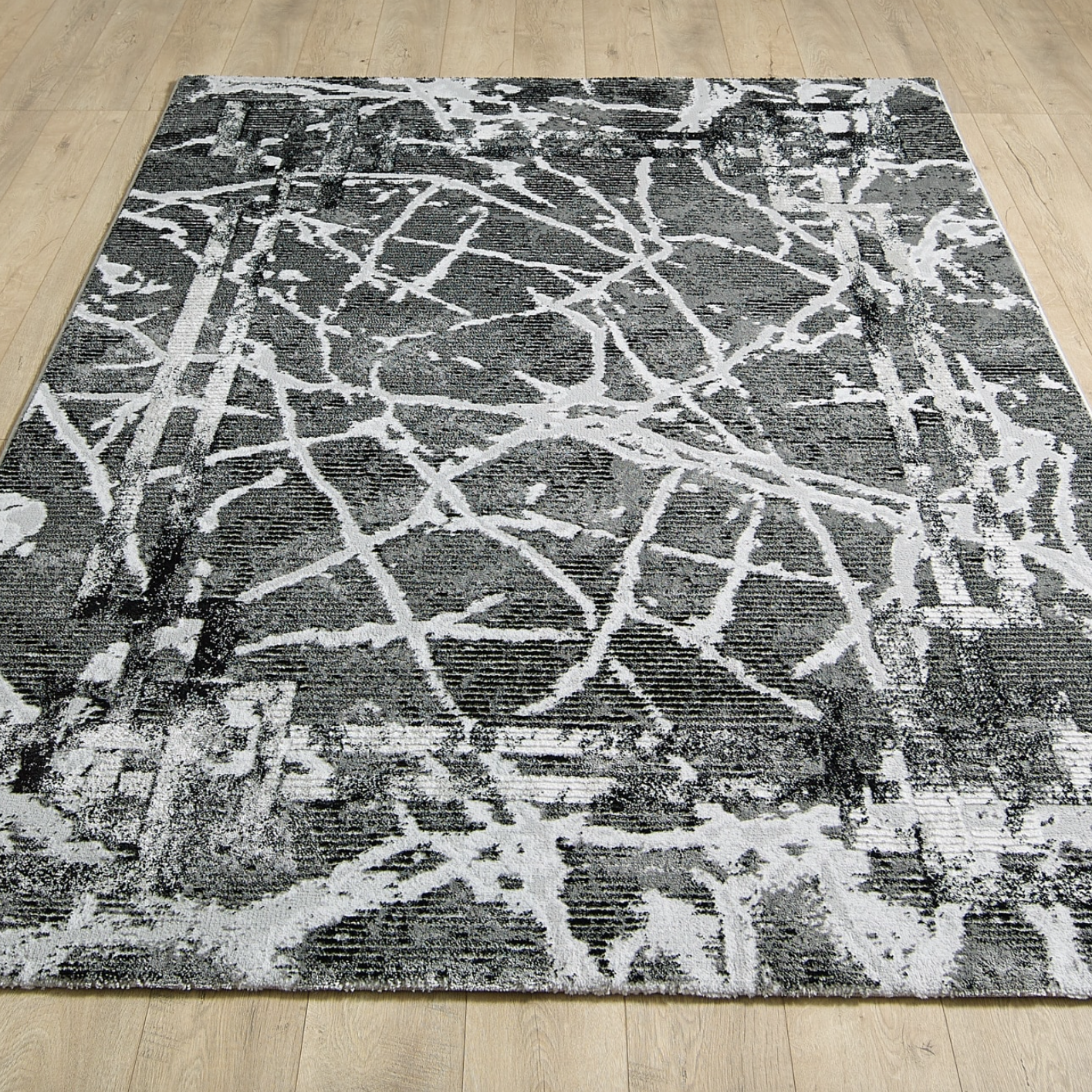 Alisa Rug - Dark Grey Black - Luxury Interiors