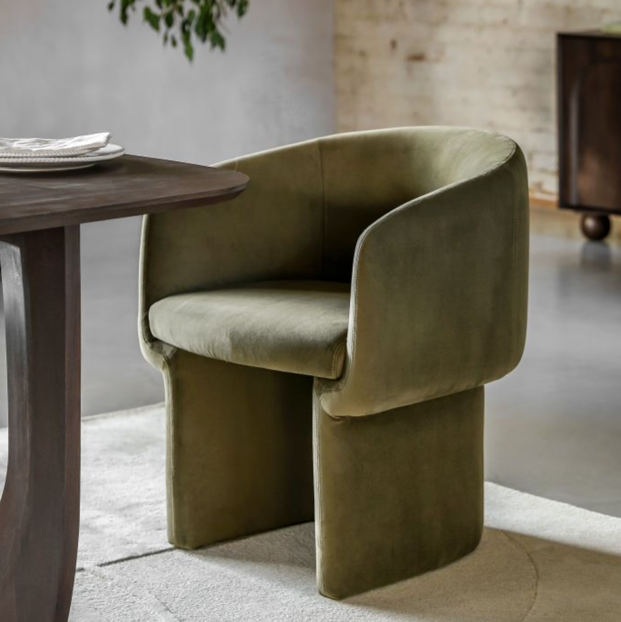 Arc Retro 70s 2m Dining Set - Luxury Interiors
