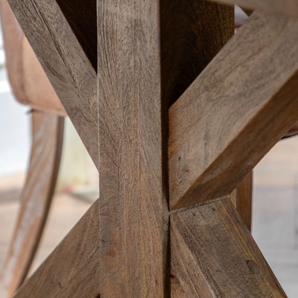 Ashbourne Dining Table - Luxury Interiors