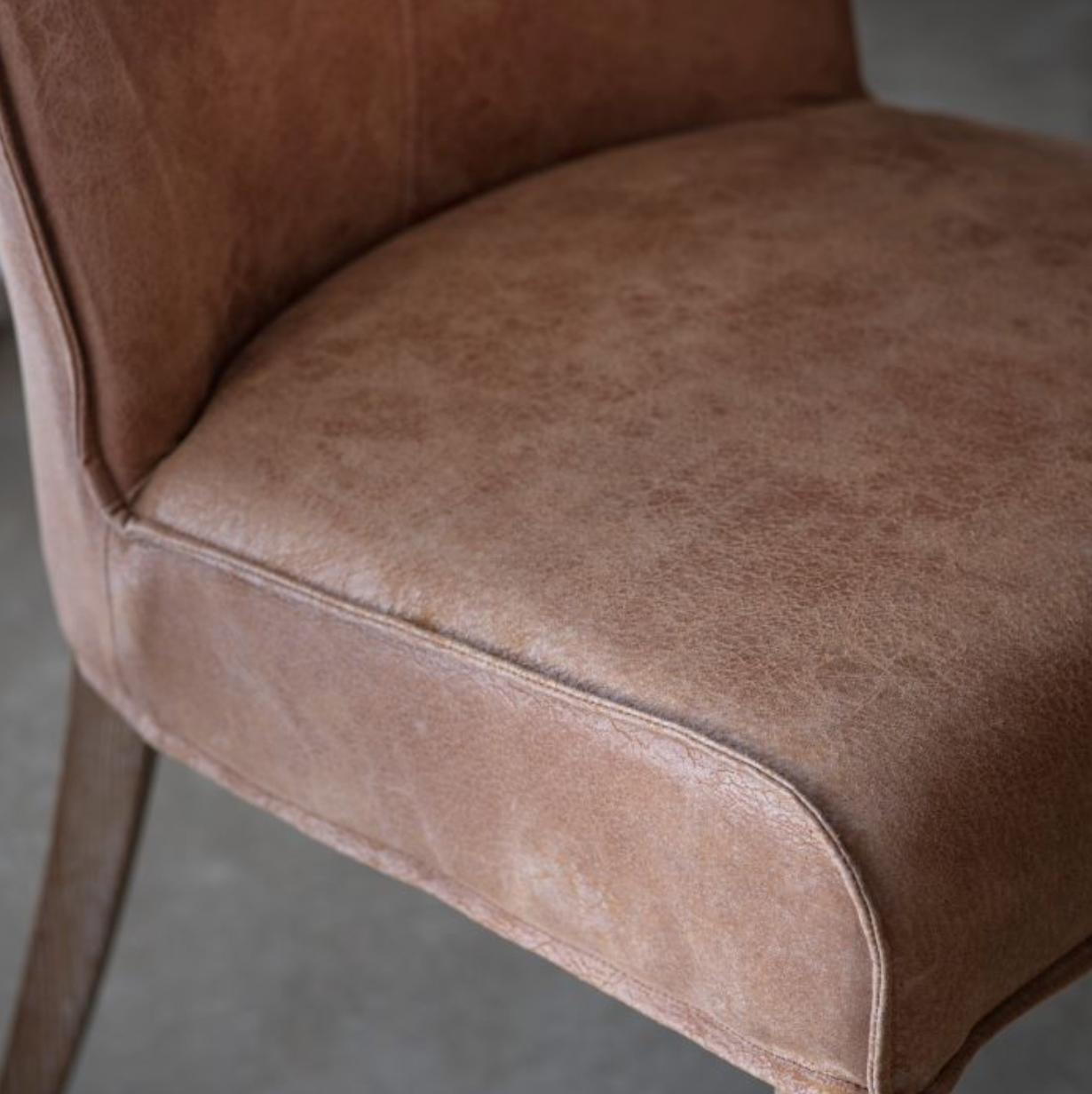Ashbourne Dining Table - Luxury Interiors