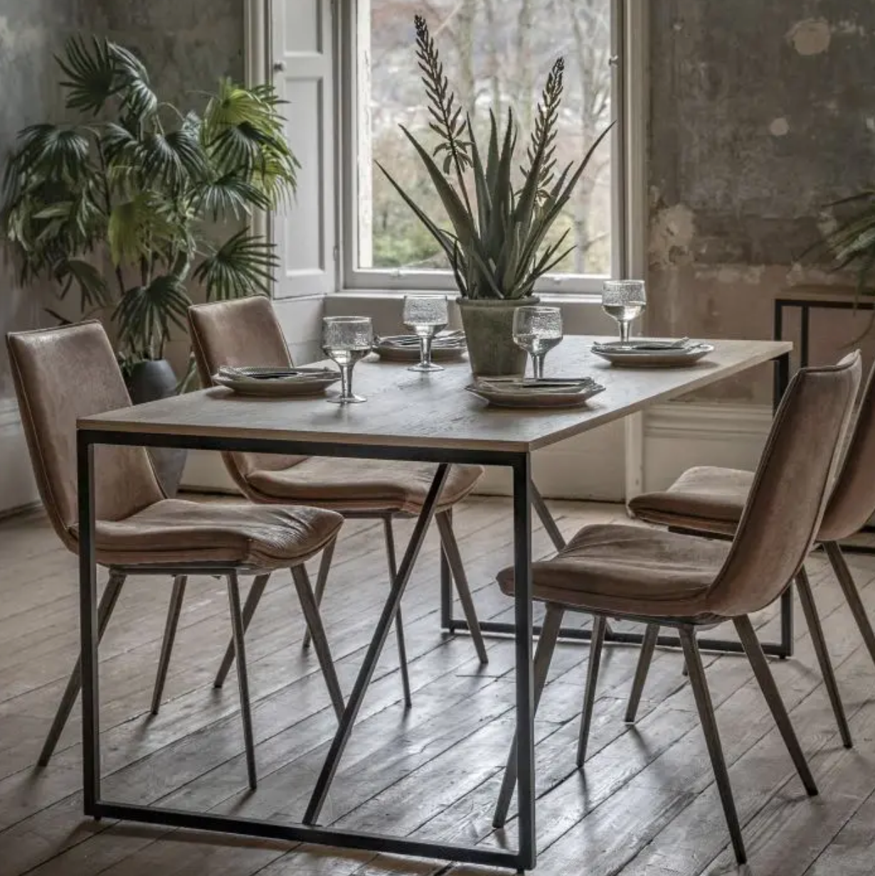 Henley 1.8m Dining Set
