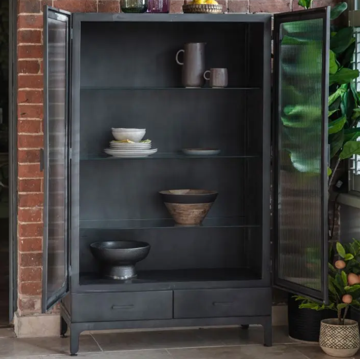 Rye 2 Door 2 Drawer Display Unit - Luxury Interiors