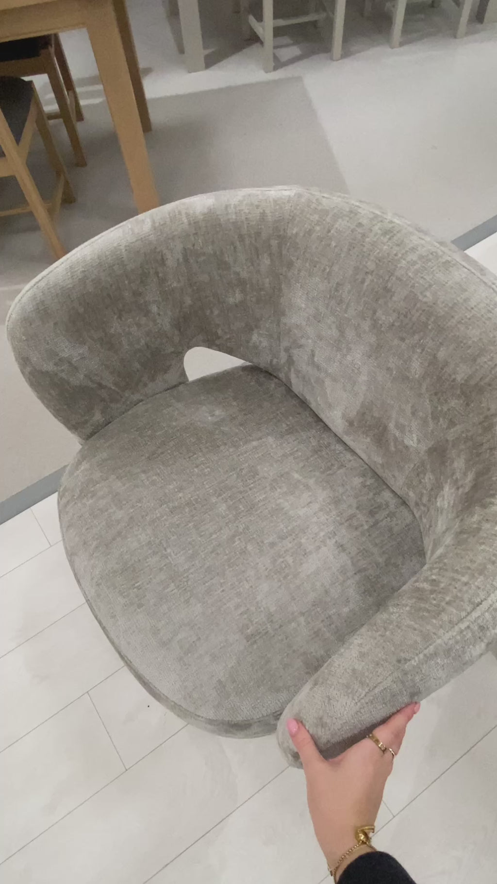 Kola Swivel Accent Chairs Mink