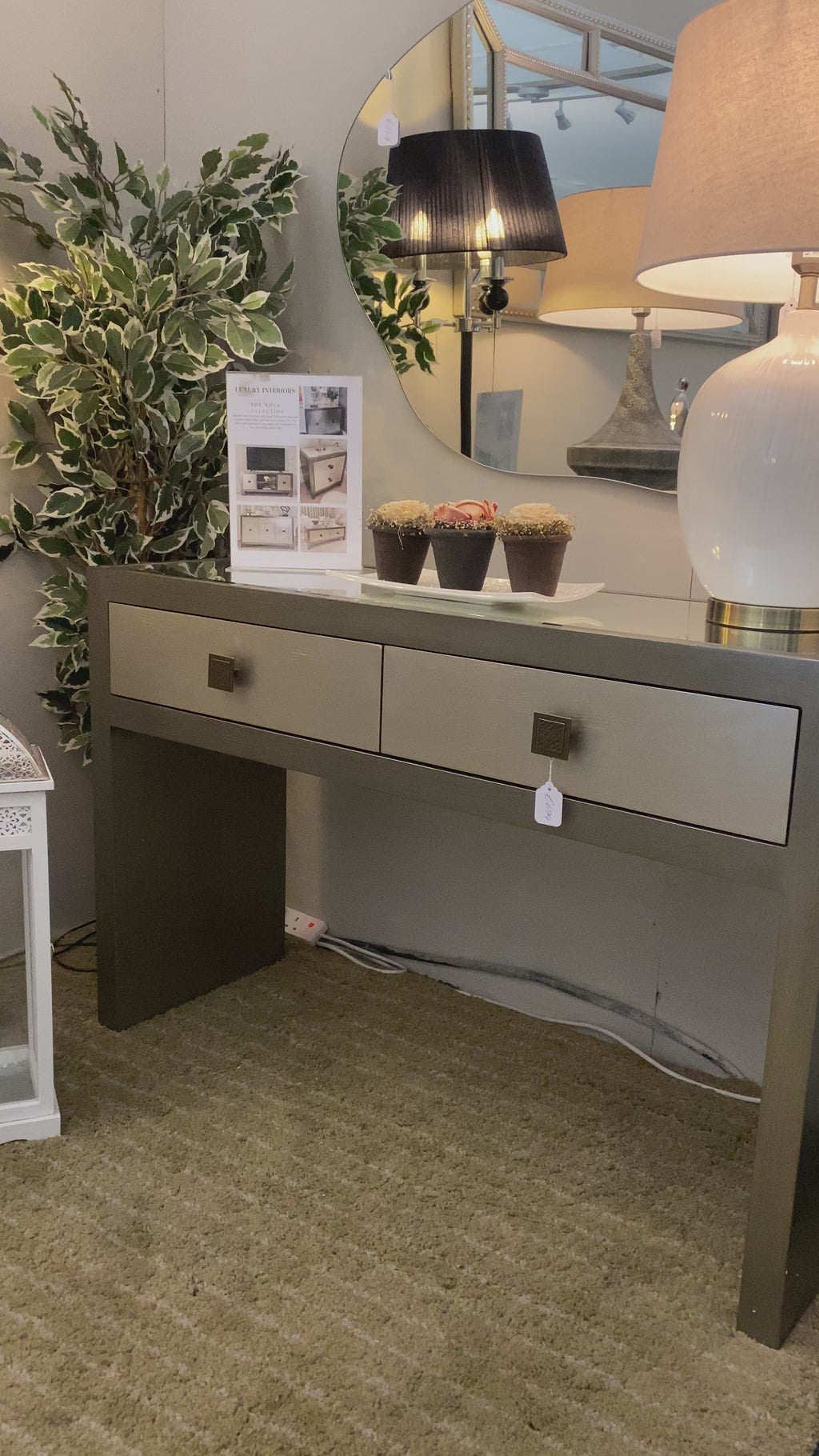 Nova Bronze + Champagne Console